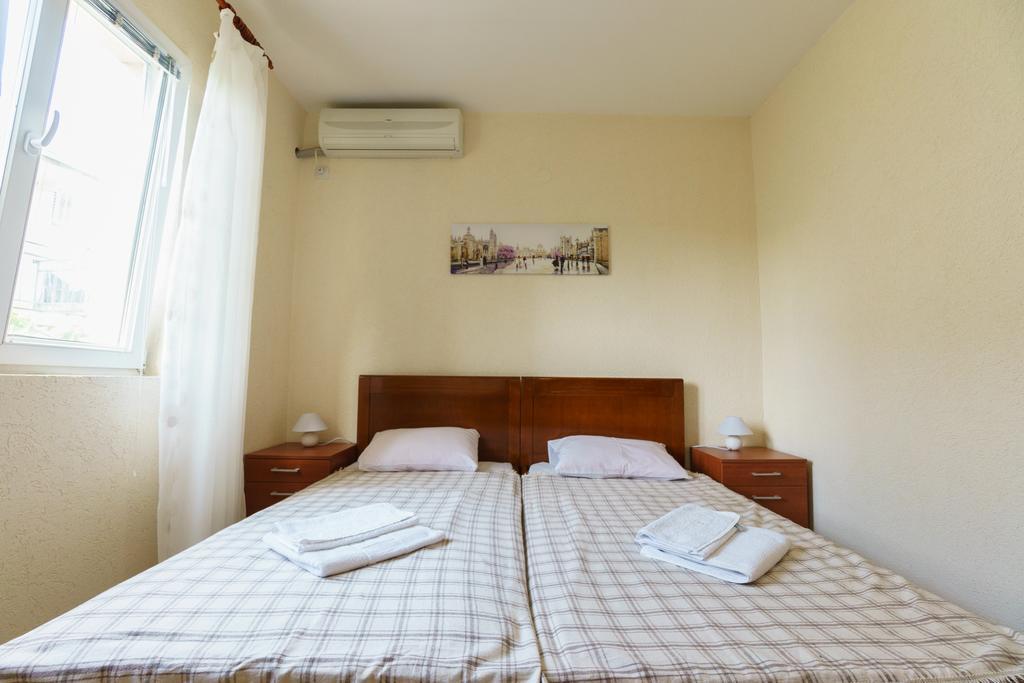Apartments Lora バール エクステリア 写真